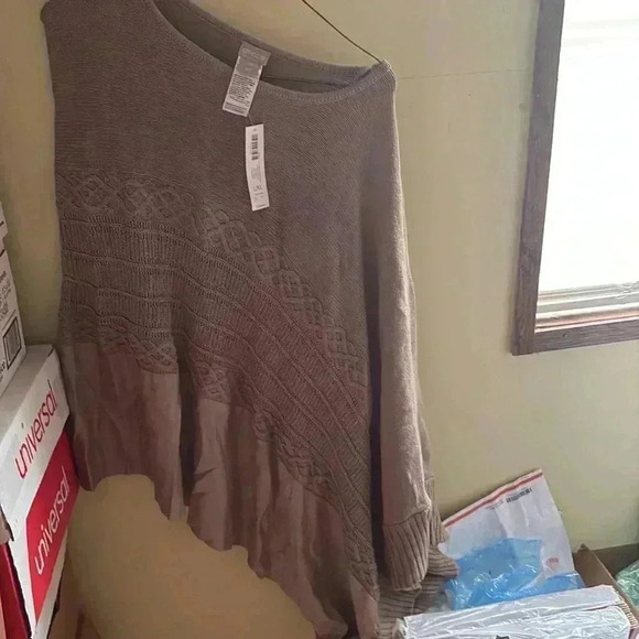 Chico poncho - Picture 1 of 2